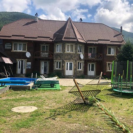 Cottage Zhelikhovskykh 타타리브 외부 사진