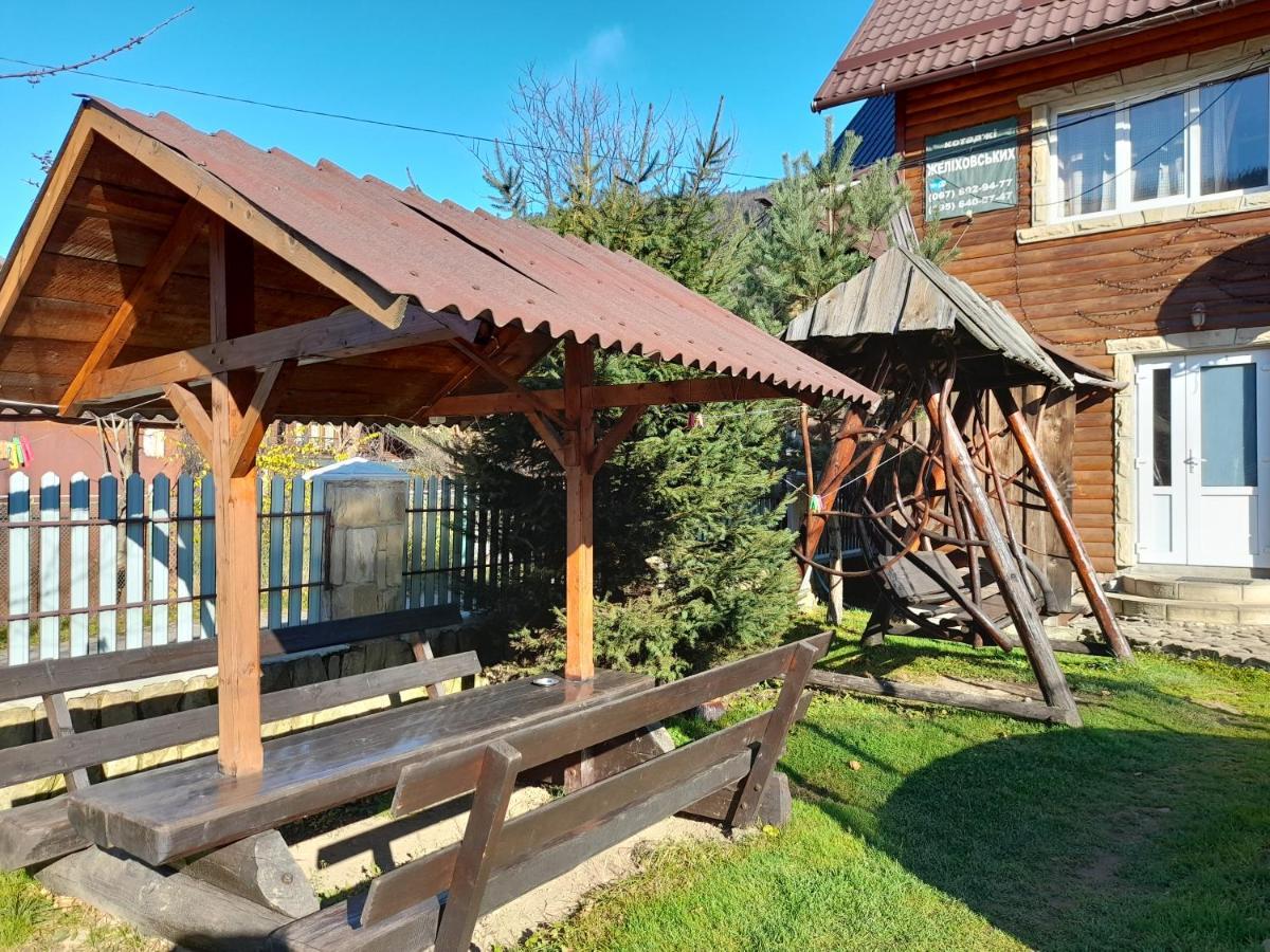Cottage Zhelikhovskykh 타타리브 외부 사진