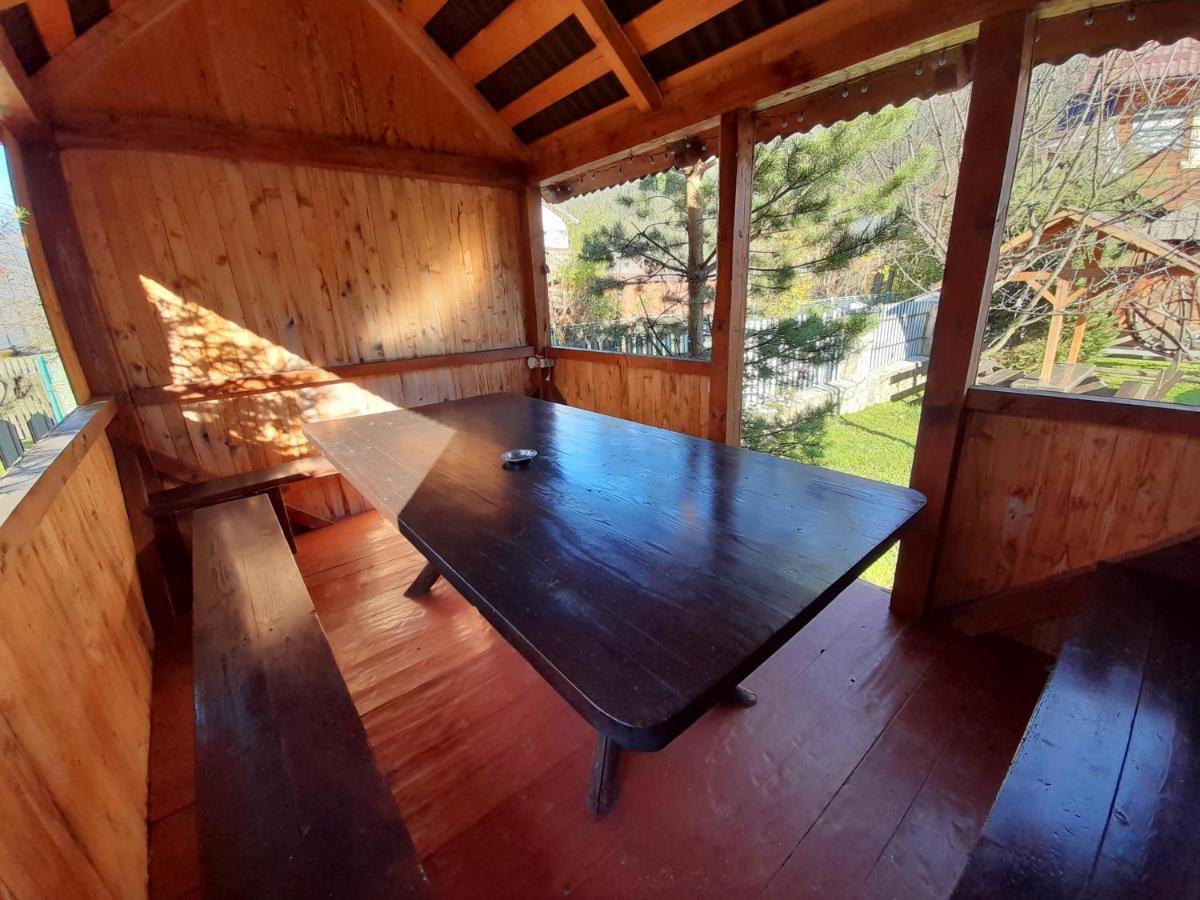 Cottage Zhelikhovskykh 타타리브 외부 사진